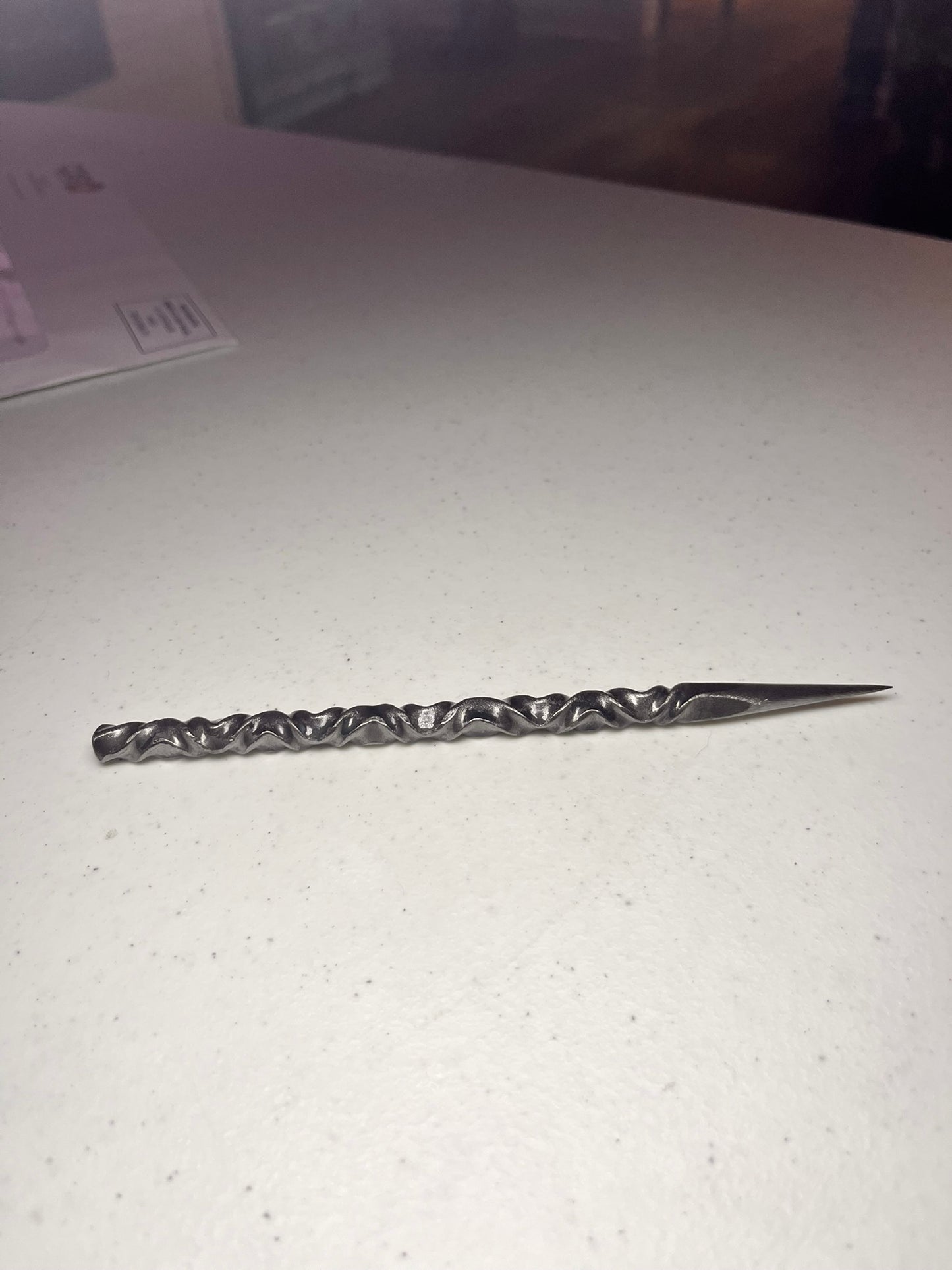 1/4" Reverse twist Scratch awl