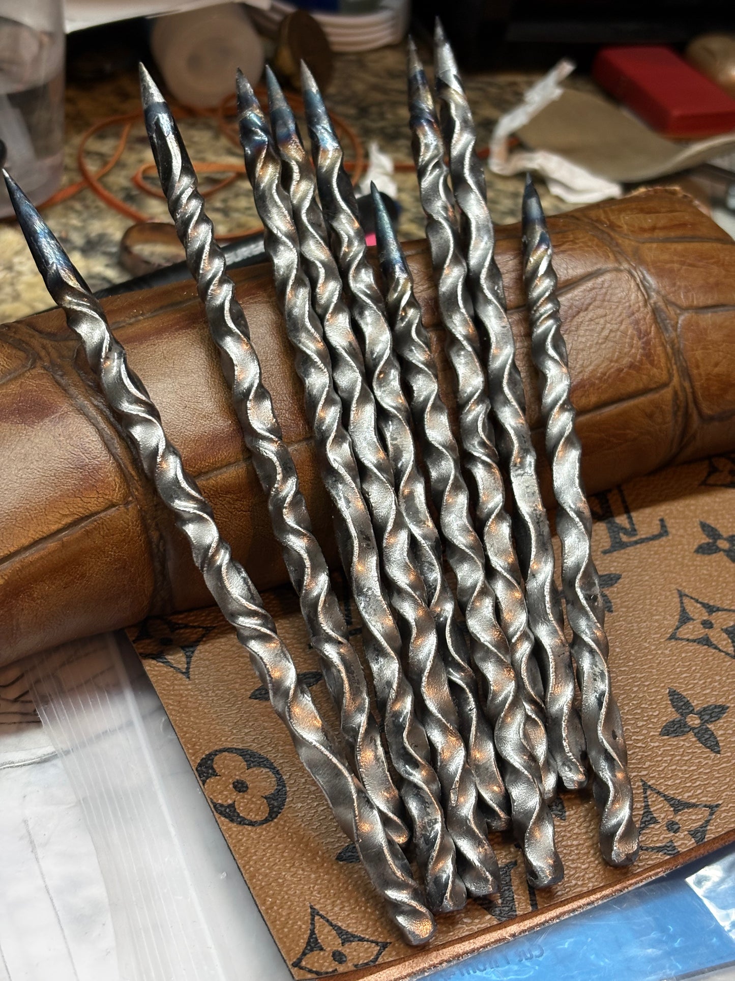 1/4" Reverse twist Scratch awl