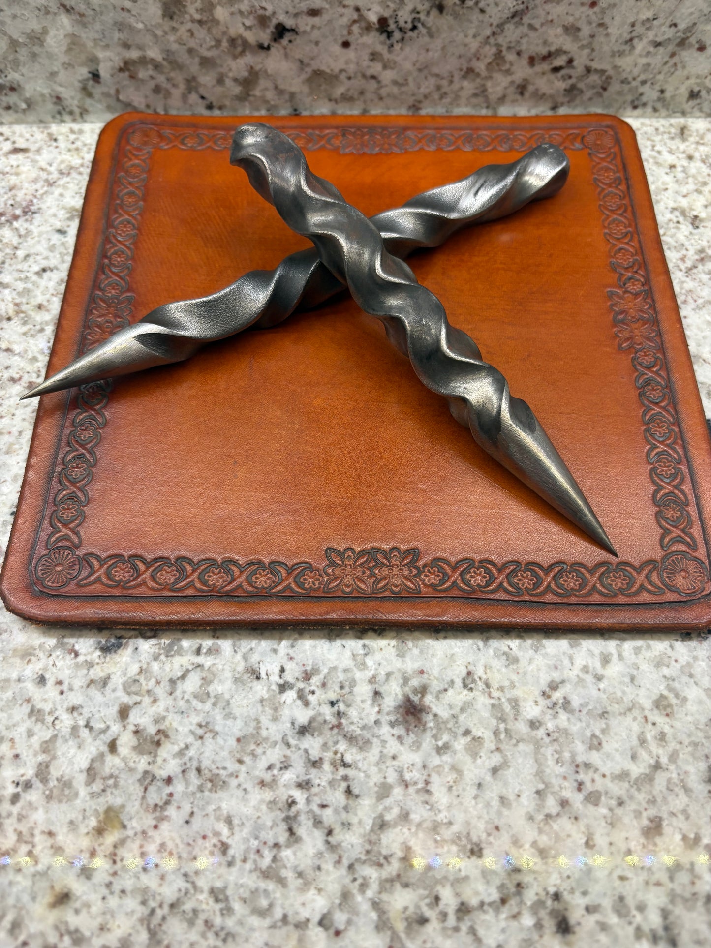 1/2" reverse twist scratch awl